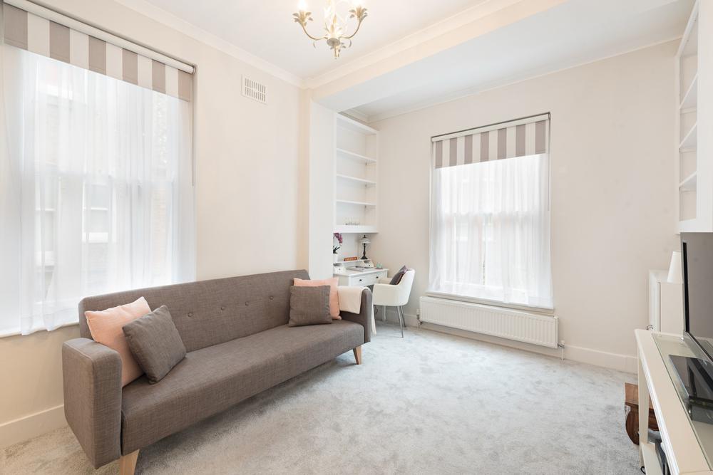 Nevern Square, Earls Court 3